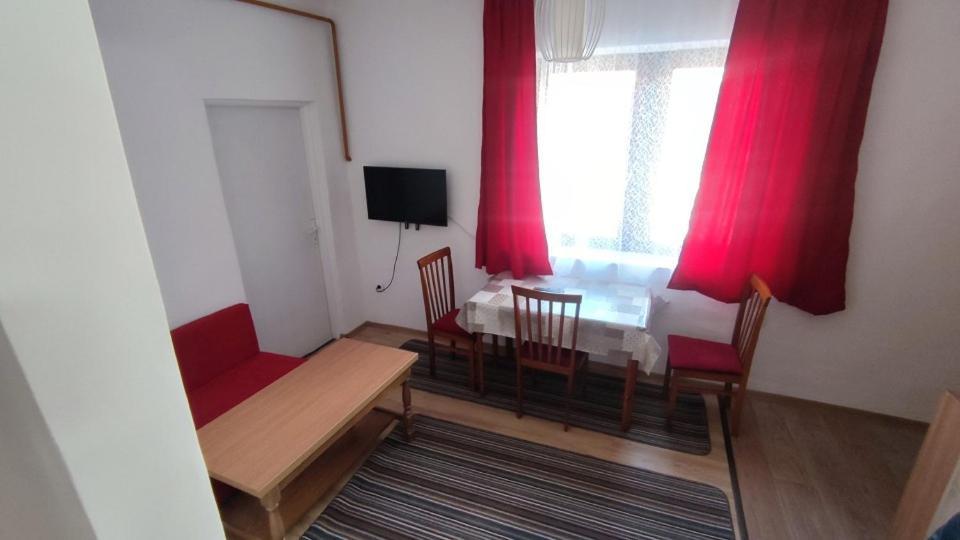סראייבו Apartments Dino מראה חיצוני תמונה